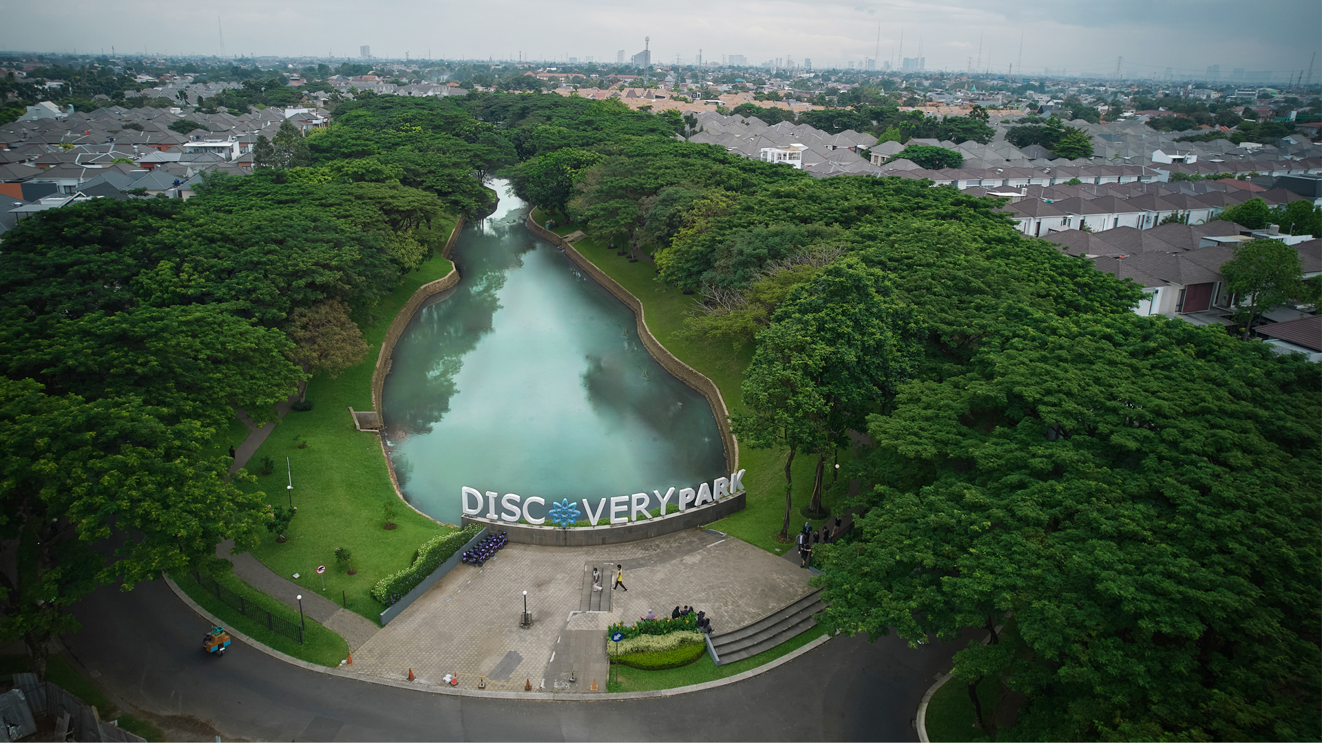 Gambar Danau Discovery Park